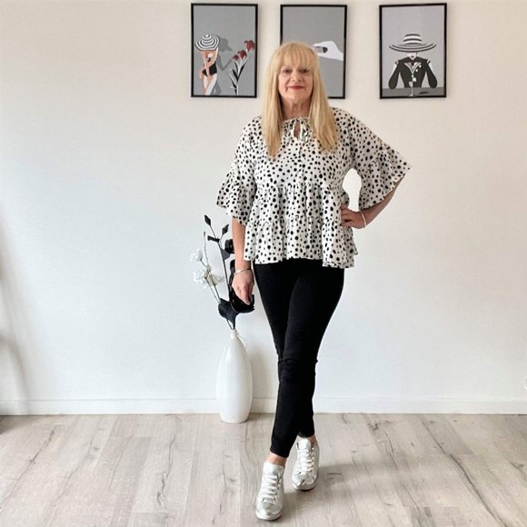 Shein Curve Polka Dot Top, NWOT, Size 16 - Picture 2 of 4